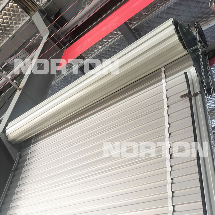 دليل تركيب الأبواب القابلة للطي: هل انتبهت لهذه التفاصيل؟